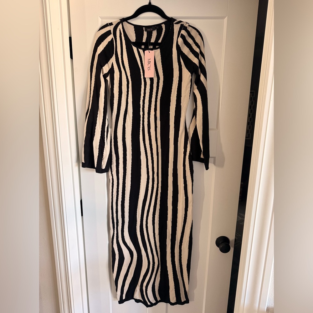 Micas large sweater dress